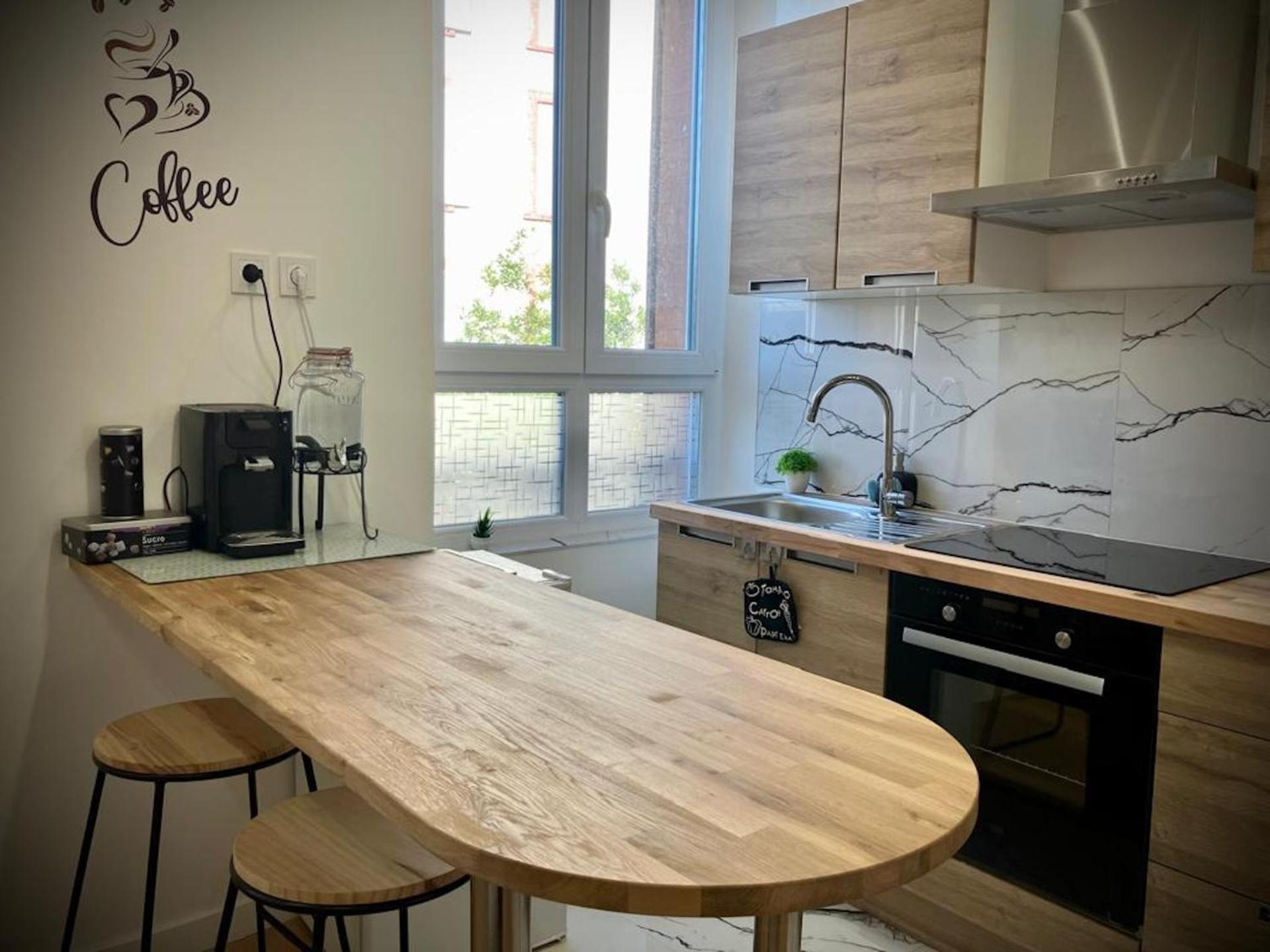 Paris City-le Raincy - Facing Station - 4 To 8 Pers Apartment *