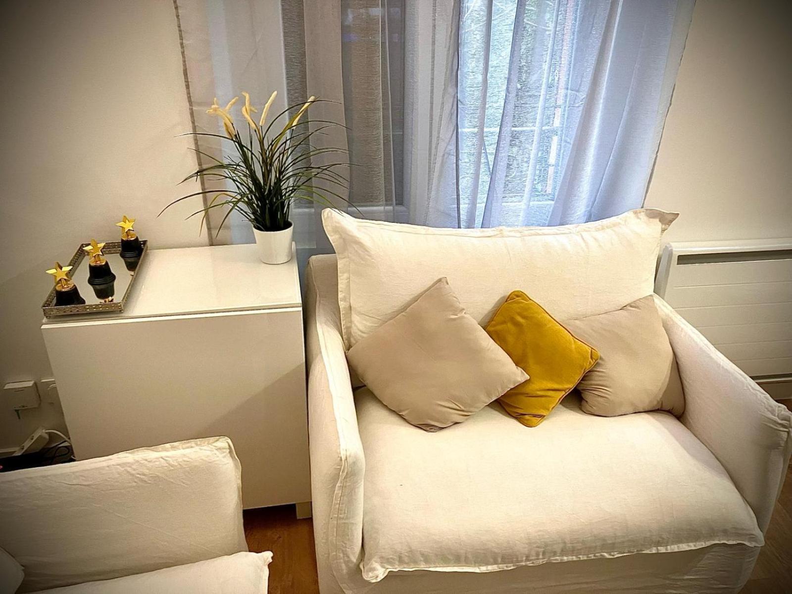 Paris City-le Raincy - Facing Station - 4 To 8 Pers Apartment *