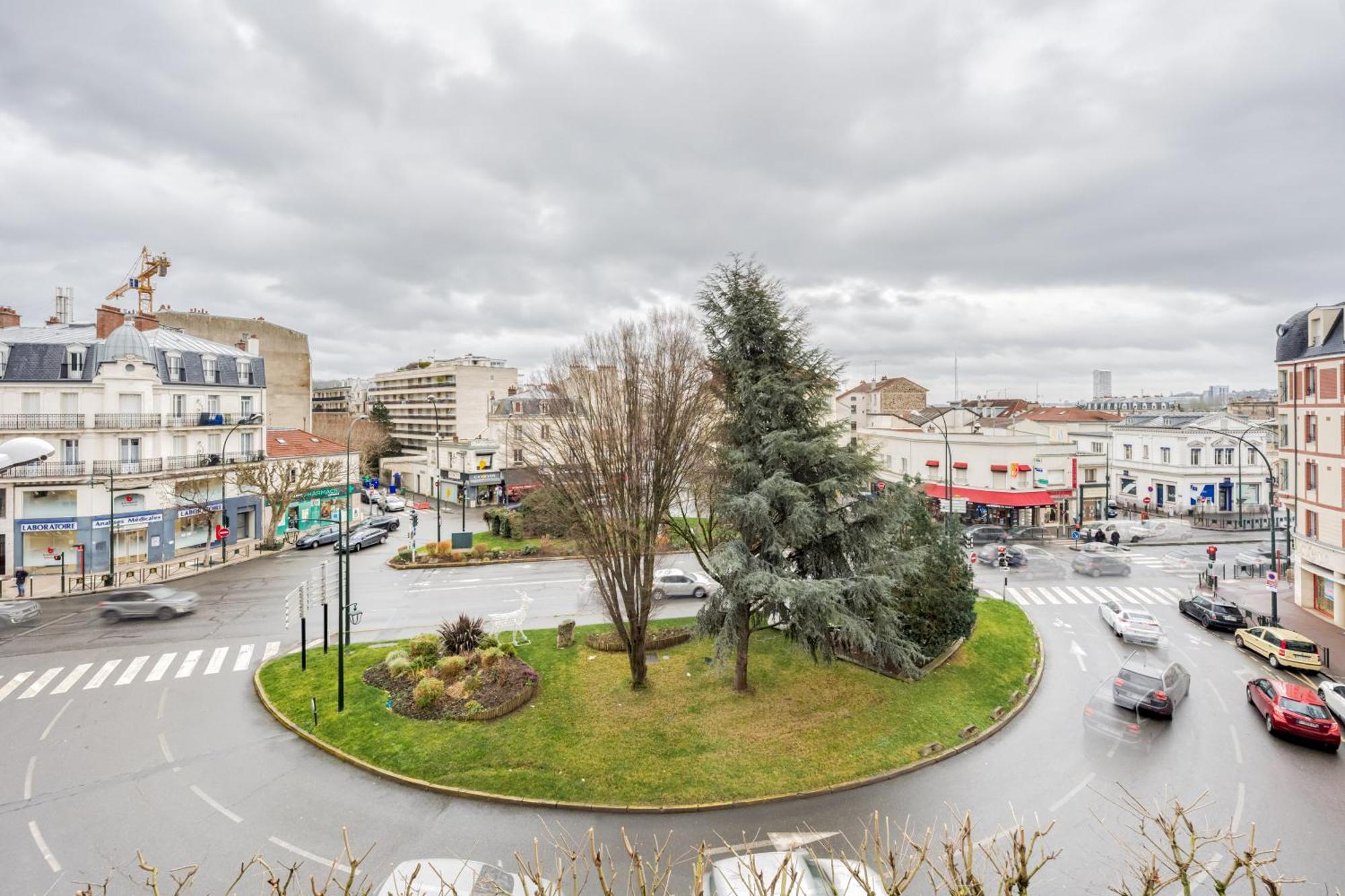 Paris City-le Raincy - Facing Station - 4 To 8 Pers Apartment